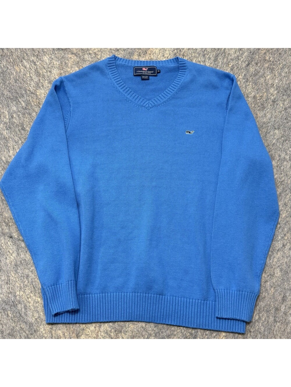 Vineyard Vines Men’s XL Blue V-Neck Sweater Cotton Cashmere Whale Logo